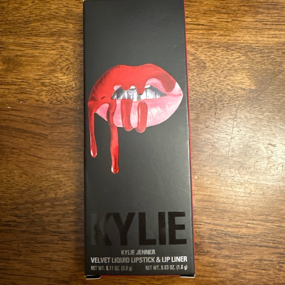 KYLIE JENNER LIP KIT- JORDY